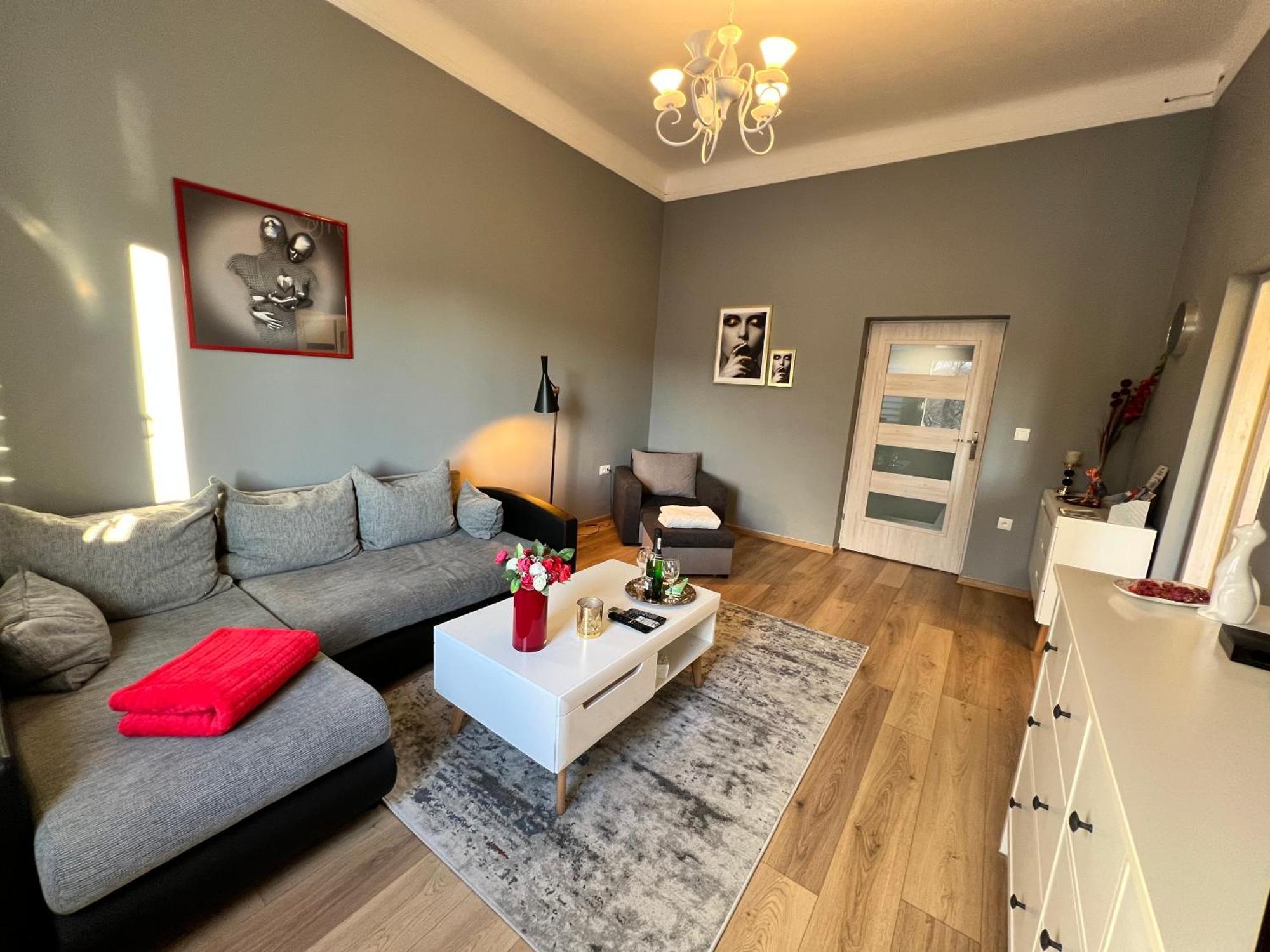 Wolnosci 21 Jelenia Gora Apartment Exterior foto