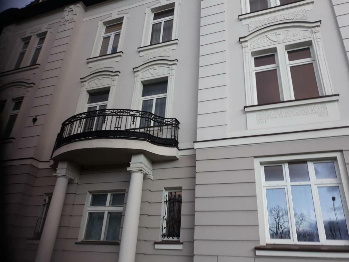 Wolnosci 21 Jelenia Gora Apartment Exterior foto