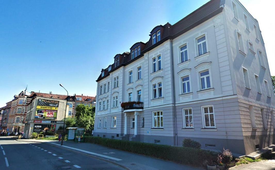 Wolnosci 21 Jelenia Gora Apartment Exterior foto